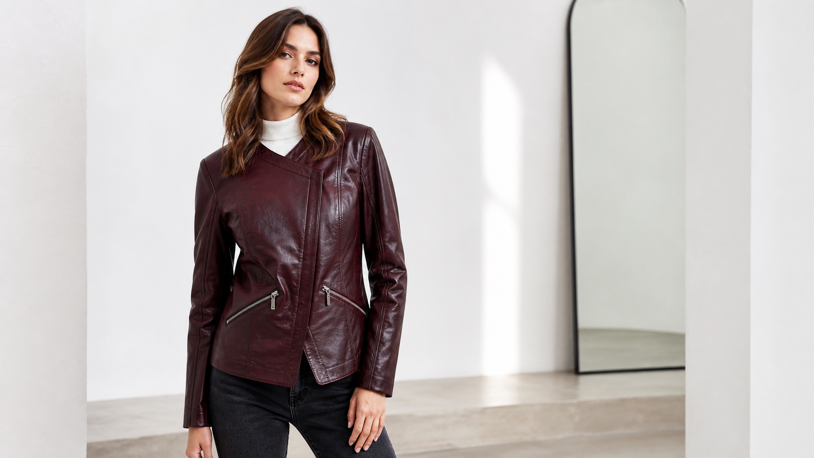 Marjinal Leather bordo kadın deri ceket editoryal görseli